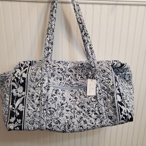 Vera Bradley large travel tote